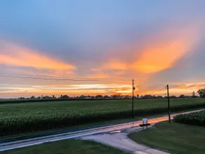 *FarmView Loft* - Beautiful Amish Farmland Views - Image 4
