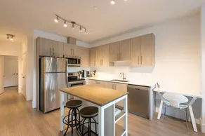 Modern 3 min to Beach 1 BR Suite - Image 5