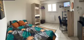 Independent studio in a local's home - Image 4