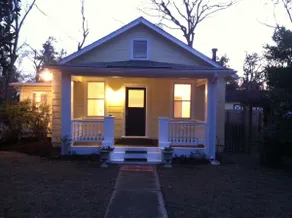 South Boundary Cottage downtown horse district - Image 2