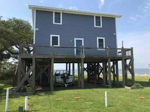 Sound front TreeHouse@ 214 Shore Dr Salter Path NC - Image 3
