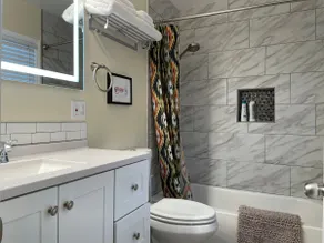 Two Bedroom and Bathroom Leisure/Business Condo - Image 5