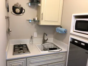 Mini Bnb: private unit + patio - Image 4