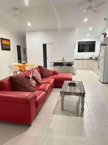 Roo's Rest 4 Bed Home-Heated Pool, Sauna, Yoga - Image 4