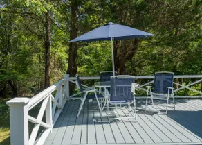 Private beach, fully updated house, on 2 acres. - Image 4