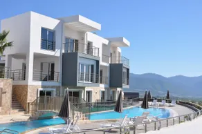 Private Garden Resort Apartment - Image 2