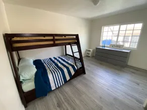 Completely refurbished house only 15 min from LAX! - Image 3