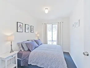 Hahndorf Haven-Absolutely Central 5 beds/2 ensuite - Image 4