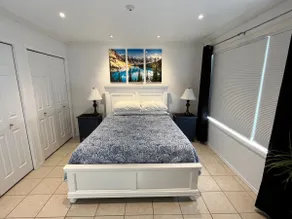 Private 2-bedroom suite with golf/mountain views - Image 3