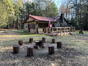 Stanroph Cabin in 9 acres w/ hot tub - Cook Forest - Image 2