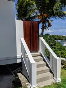 Coconut Lookout | Stunning views and steps to sea - Image 4