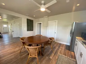 Downtown Cottage w/ Hot Tub - By the Jet Express! - Image 3