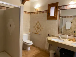 La Farraja de Cal Farrés, rural house 1 h. from BCN: swimming pool, bbq, garden. - Image 4