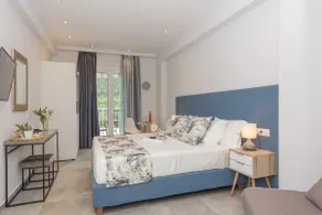 New modern studio by the sea_Green - Image 2