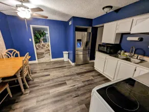 Pet Friendly • Fenced Front & Back Yards • 1G - Image 5