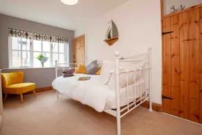 Farndale Cottage - Image 3