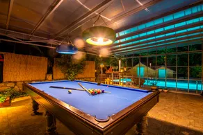 Cozy Villa with Great Outdoor Garden Near the Town - Image 3