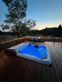 The Windham Cabin w/ Hot Tub - Image 3