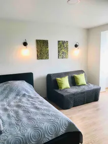 Cozy apartment with lake view - Image 5