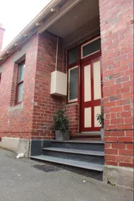 Large Studio Apartment with spa: Central Ballarat - Image 5