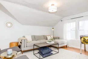 Franklin Place - Downtown Historic Apartment - Image 2