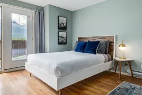 Stunning Mountain View Cozy Studio for Small Grp - Image 3