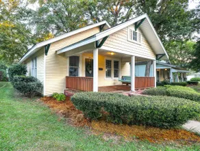 The Cottage on Hazel - Image 4
