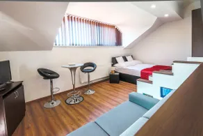 White Apartman Family 2 for 4 (wifi, free parking) - Image 5