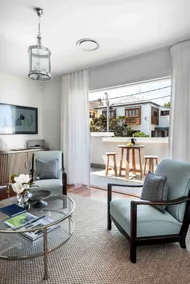 Bar Beach - unrivalled luxury apartment - beach views - 100m to sand - Image 2