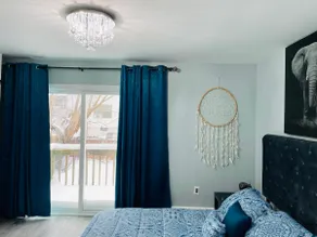 TOWNHOUSE🏠5BR/2BATH/2 FLOORS/ FREE PARKING/BBQ 🤩 - Image 4