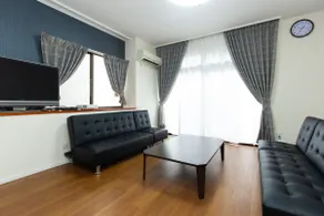 Private house for up to 16 people, 4 minutes from the station, highway bus stop, long-term discount available - Image 2