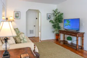 2 BR House Minutes to WPB Dwnt & Palm Beach & Golf - Image 3