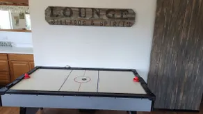 GAMEROOM & HOT TUB near San luis obispo & Pismo - Image 4