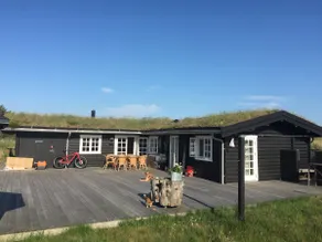 Solhytten Luxury Beach Cottage with Sauna - Image 2