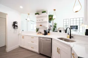 The GreenSuite Lux 2 Bed 2 Bath Ft Lauderdale - Image 4