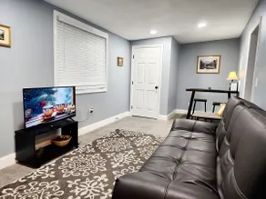 Lovely One Bedroom home/ guest house - Image 5