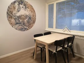Completely renovated two-bedroom apartment in a great location - Image 3