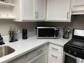 Warm and Cozy Condo in Vegas - Image 4