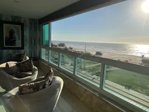 Luxury with a sea view - Image 2