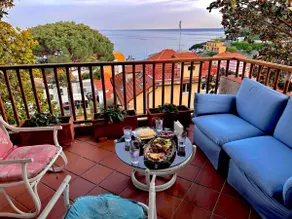 La Casa dei Nonni Apartment in a villa with a sea view - Image 2