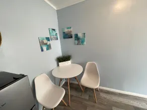 Cozy Guest Suite in Riverside (private entrance) - Image 3