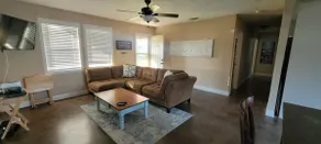 Cozy Family Owned Home in Port O’Connor Texas. - Image 3