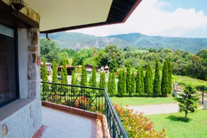Beautiful villa with a wonderful sea view - Image 4