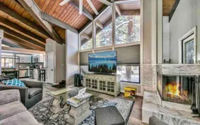 Entire Townhome, South Lake Tahoe. - Image 4
