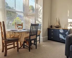 Beulah Hideaway - Cosy Scarborough Apartment - Image 2
