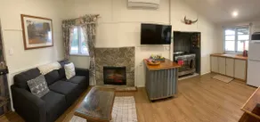 Spencer Lane Cottage & Granny Flat - Image 4