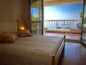 Large beachfront terraces - Image 5