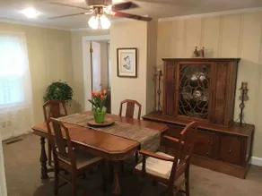 Cozy Farmhouse 3.8 Acres - Image 3