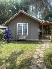 Great One Room with Full Bath Guest House! - Image 2