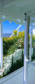 Beachfront Studio Apartment - Image 2
